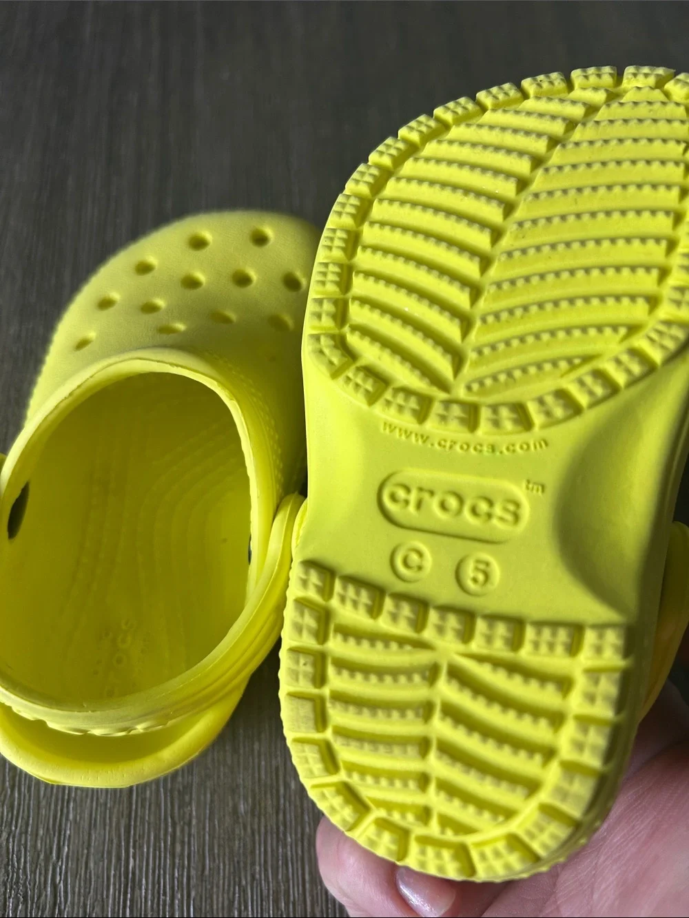 CROCS Kids' Classic Clog - Bright Yellow, Like New, Sz. C5.